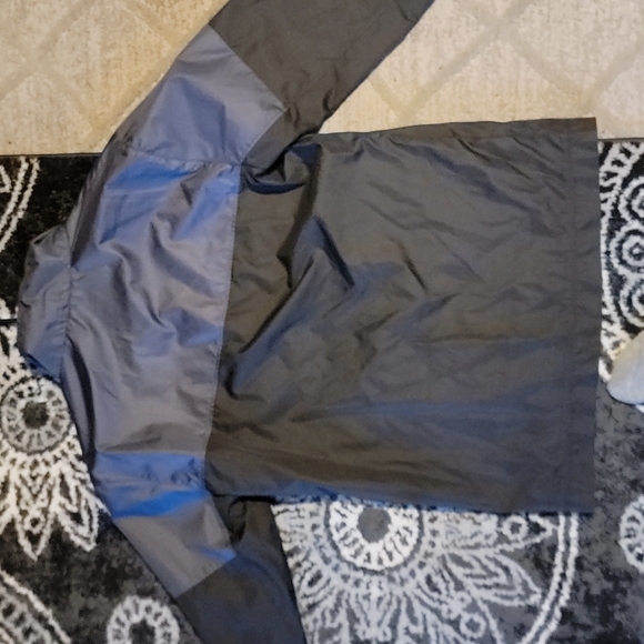 Jacket - Picture 5 of 6